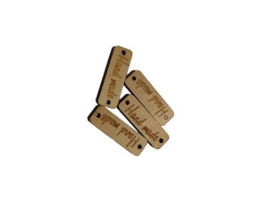 Zawieszka drewniana  HANDMADE 10 x 30 mm jasny brąz